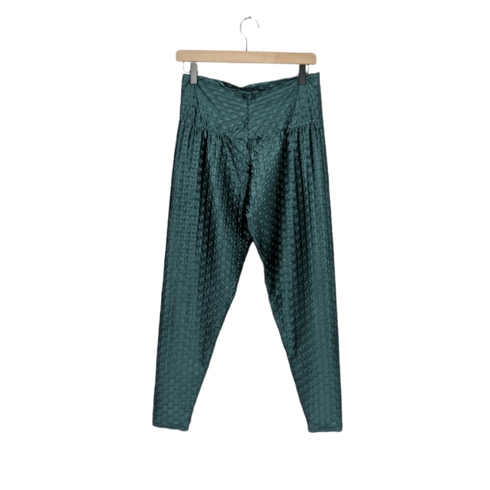 Booty by Brabants Green Leggings with Textured Design